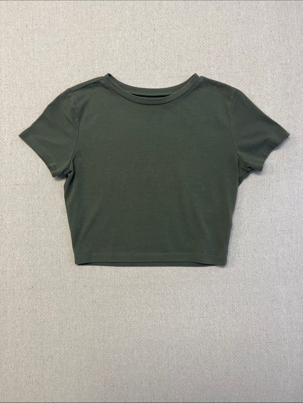 Wild Fable Olive Green Cropped Baby Tee Stretch Short Sleeve Top Small